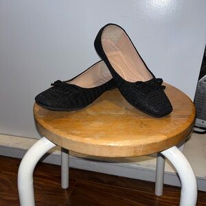 Source Unknown Black Textured Flats